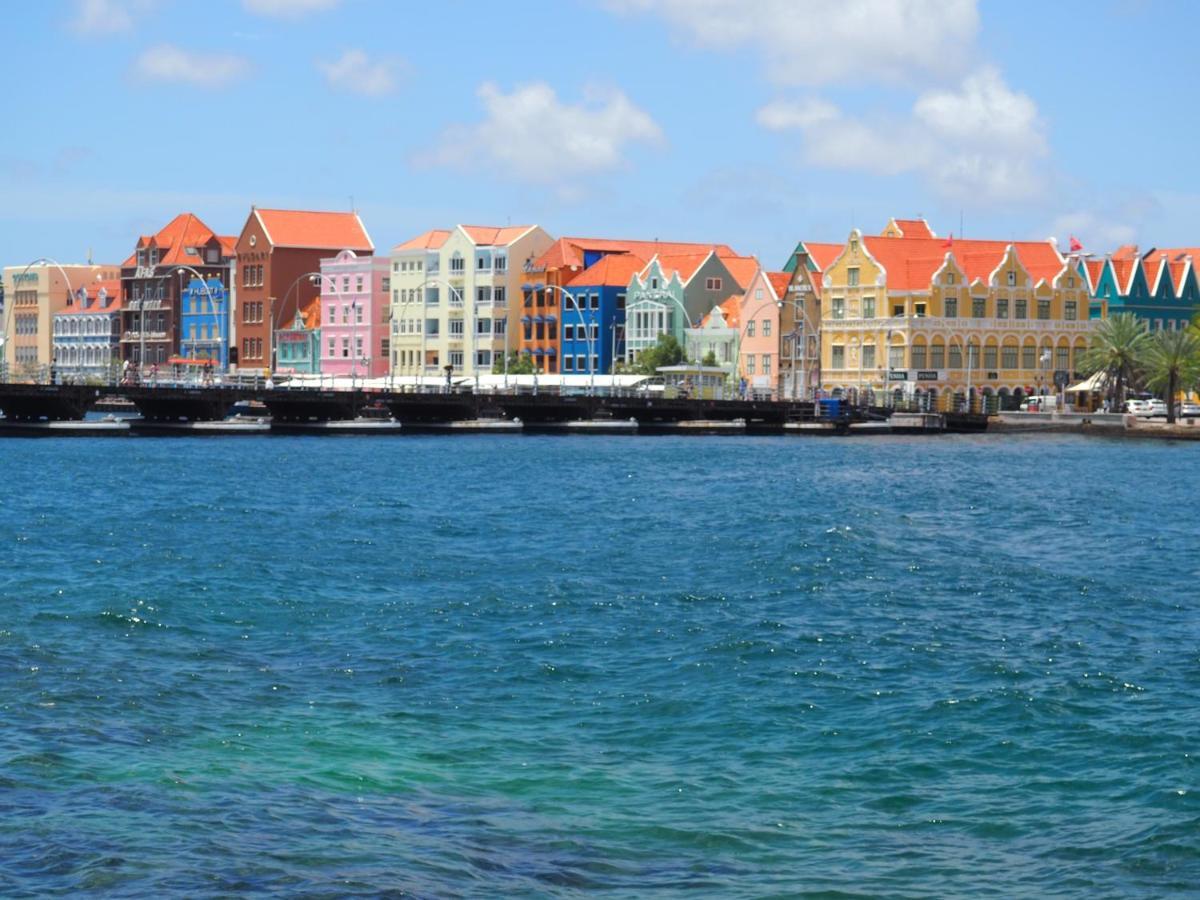 Kas di BaMi op Seru Coral Resort - Ruim appartement met groot zwembad en tropische tuin Willemstad Buitenkant foto