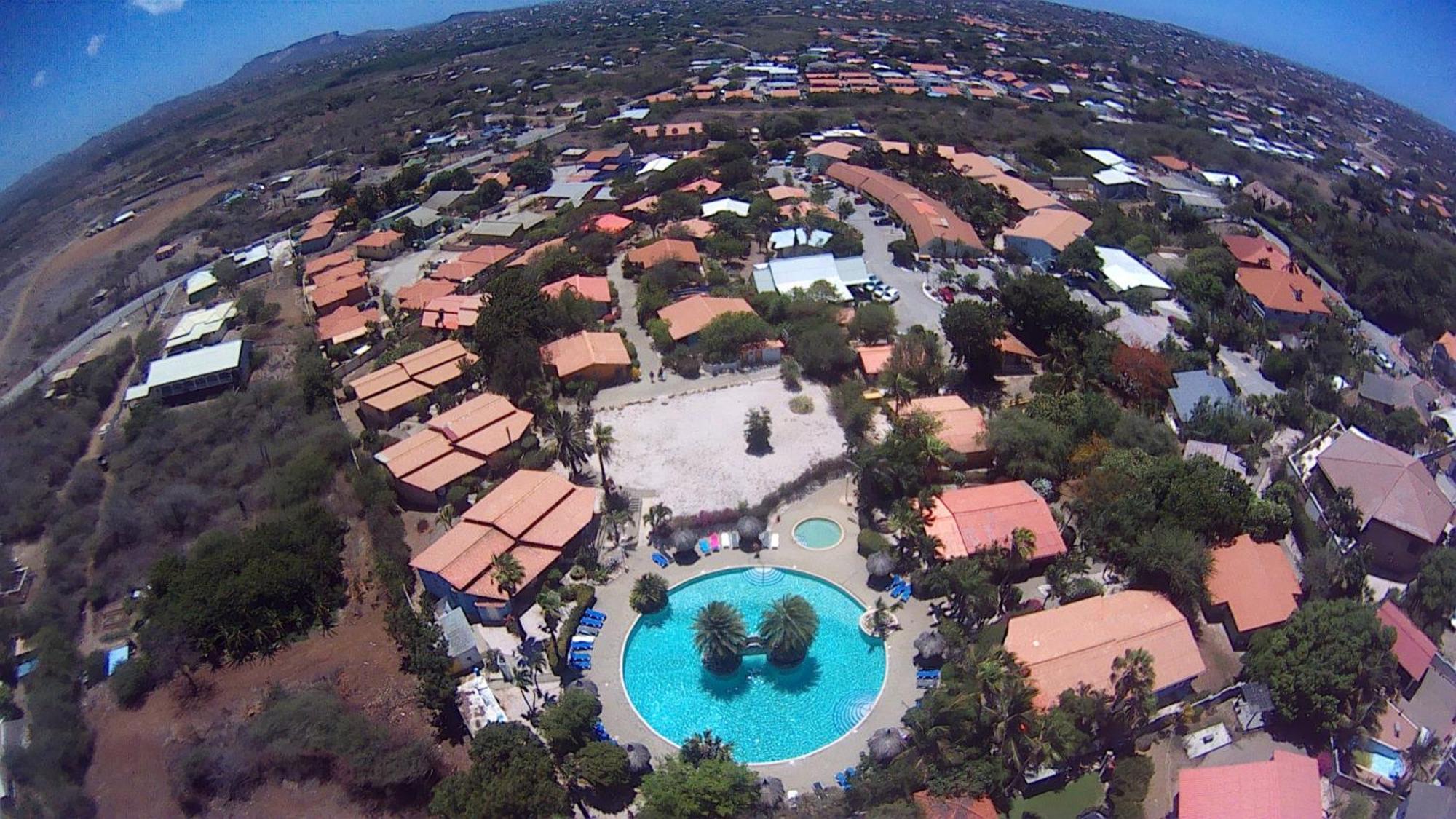 Kas di BaMi op Seru Coral Resort - Ruim appartement met groot zwembad en tropische tuin Willemstad Buitenkant foto